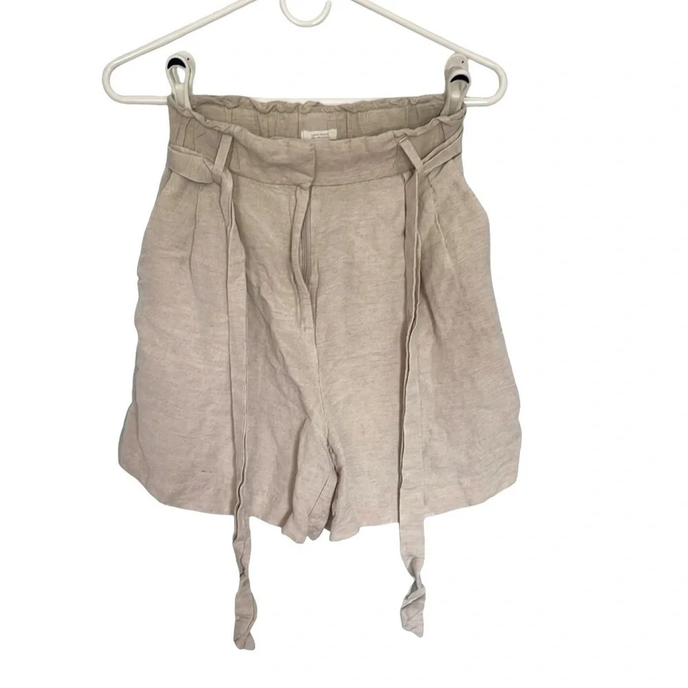 H&M linen blend women’s size 4 shorts with belt darts oatmeal cream small S